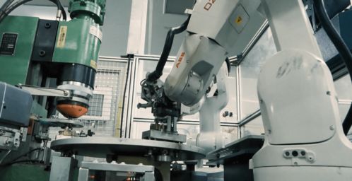 生產(chǎn)換線 設(shè)備換芯,車谷扶持智能化改造全面提速